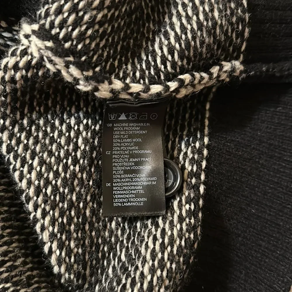 H&M L Black White Checkered Knit Wool Blend Shawl Button Front Cardigan Sweater